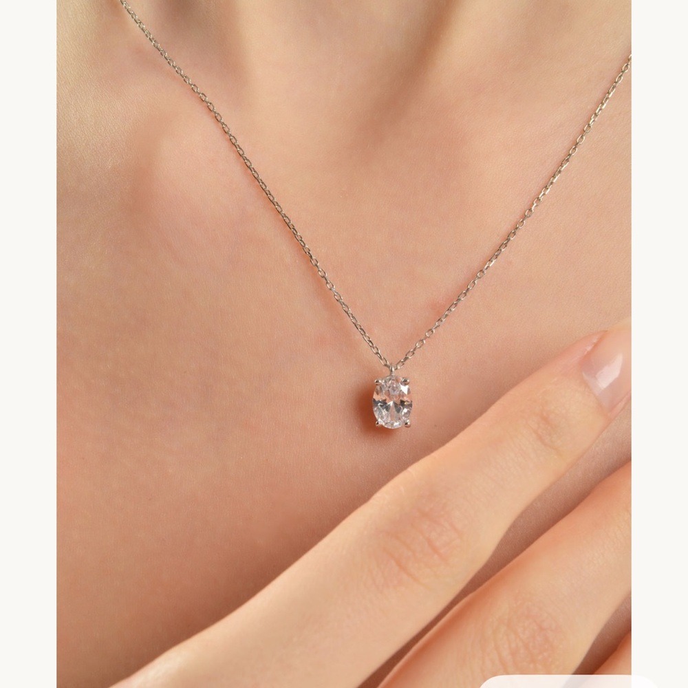 925 Silver Necklace with Oval Crystal Pendant